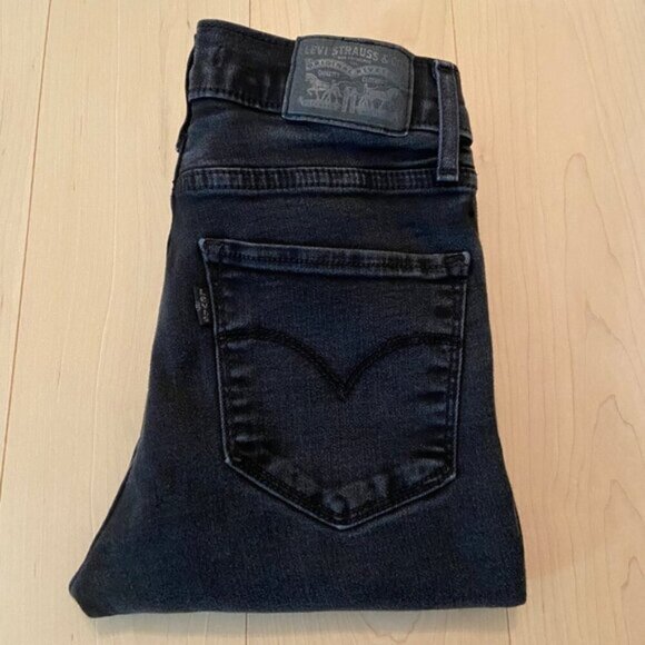 Levis 311 Shaping Skinny Jeans Womens Size 28 Black Denim Mid Rise Stretch sexy - Picture 4 of 7